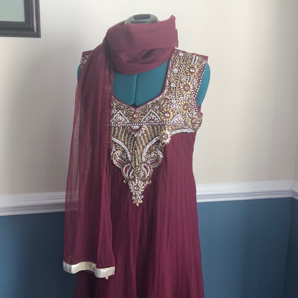 Rangoli Dress with Pants and Optional Sleeve Fabric